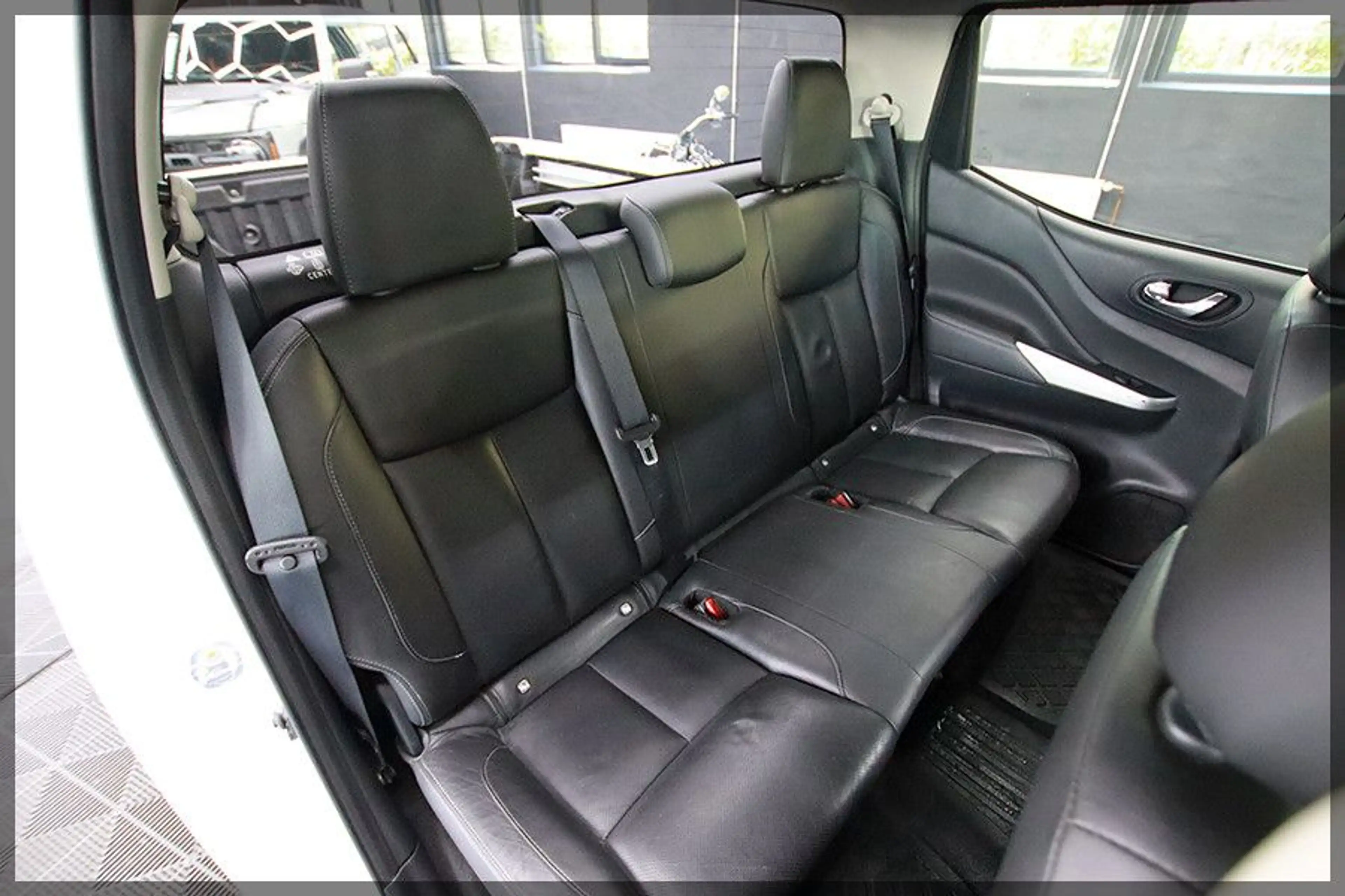 Renault Alaskan Intens Double Cab 4x4 LEDER / CAM — photo 15