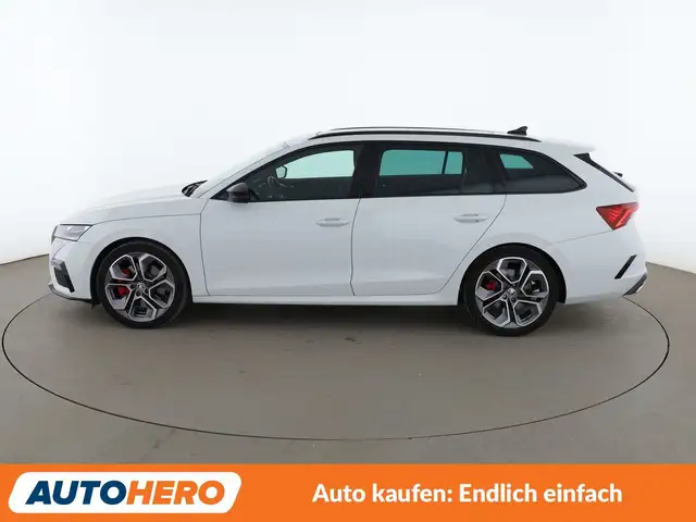 Skoda Octavia view 3