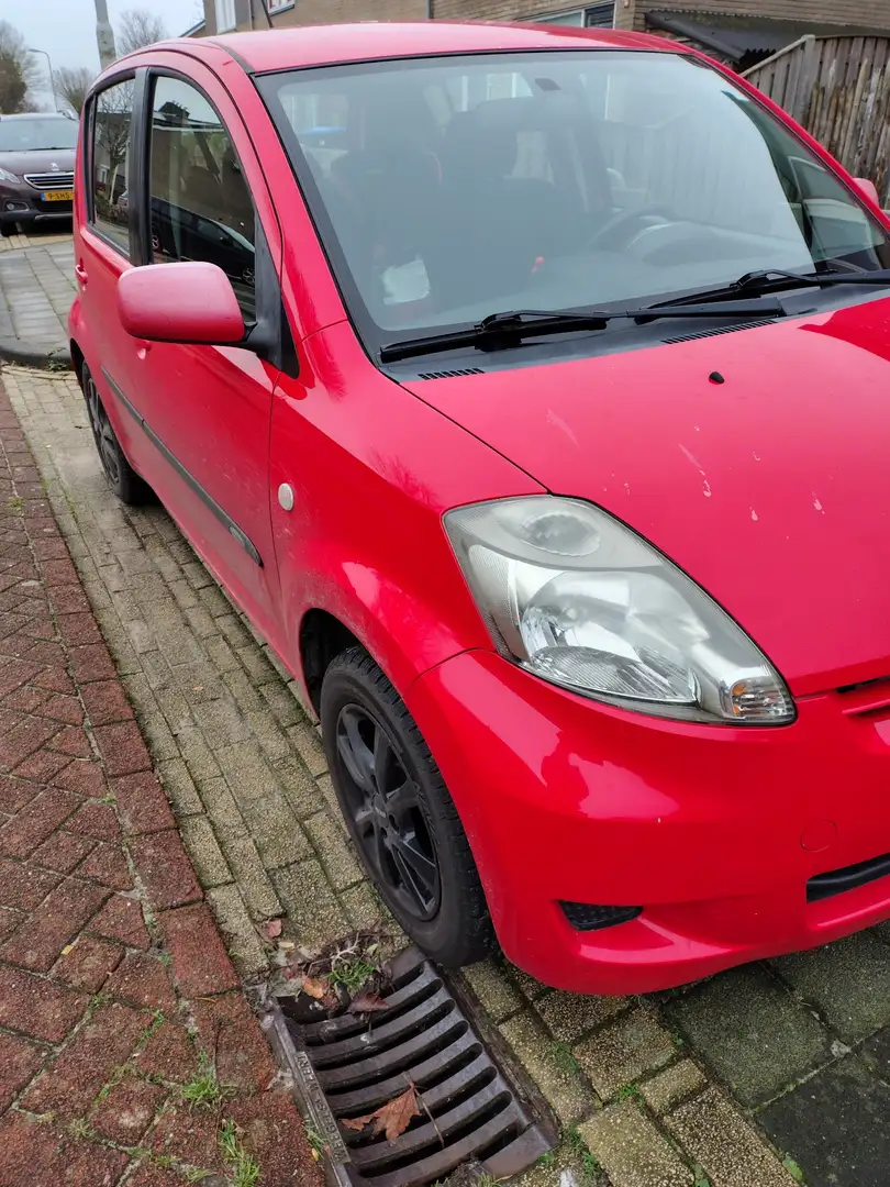 Daihatsu Sirion 1.3-16V Prestige Rood - 2