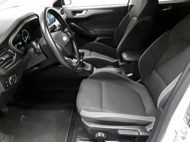 Ford Focus view 7