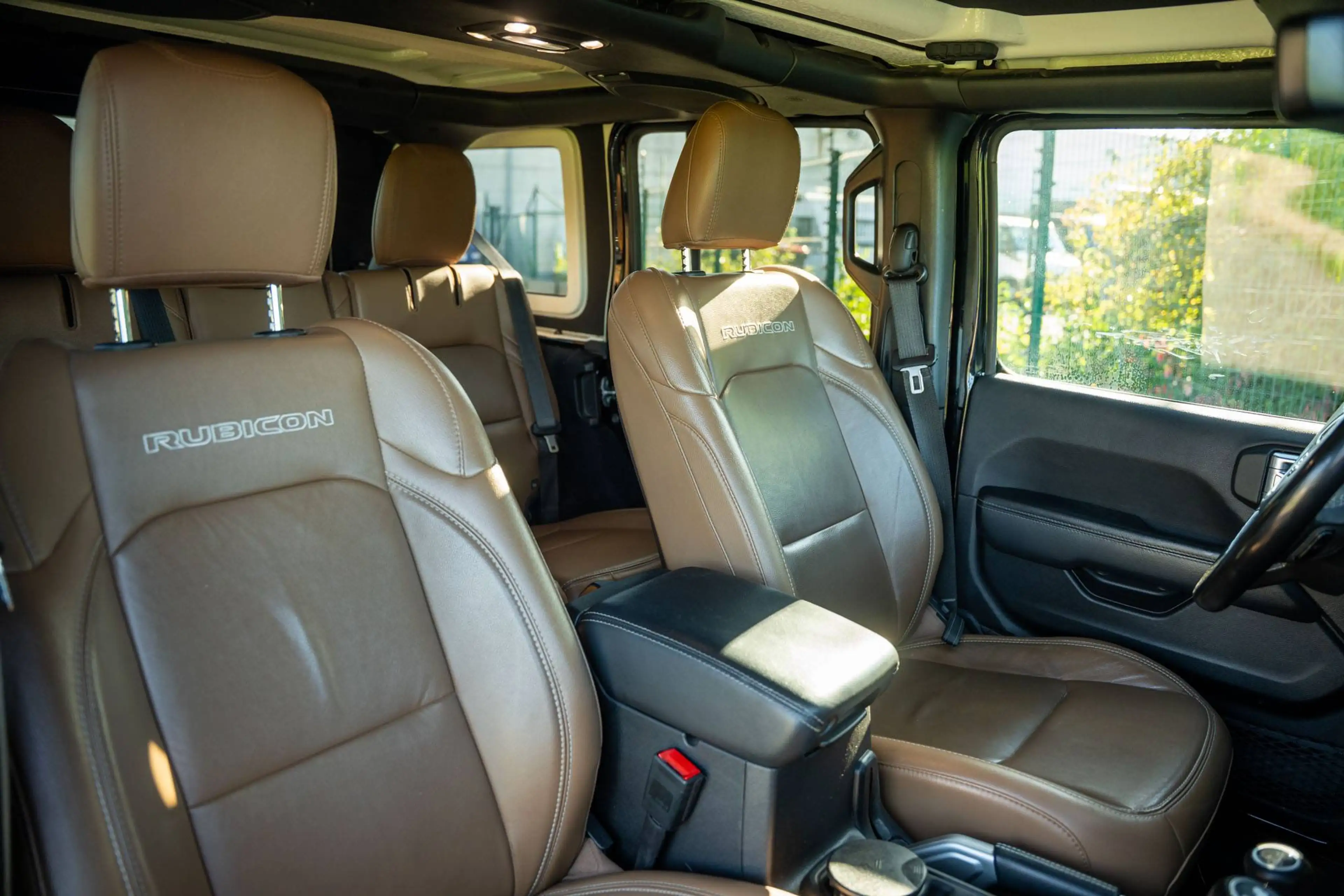 Jeep Wrangler PHEV Cabrio 2.0 Turbo 4xe Rubicon Plug-In Hybride — photo 22