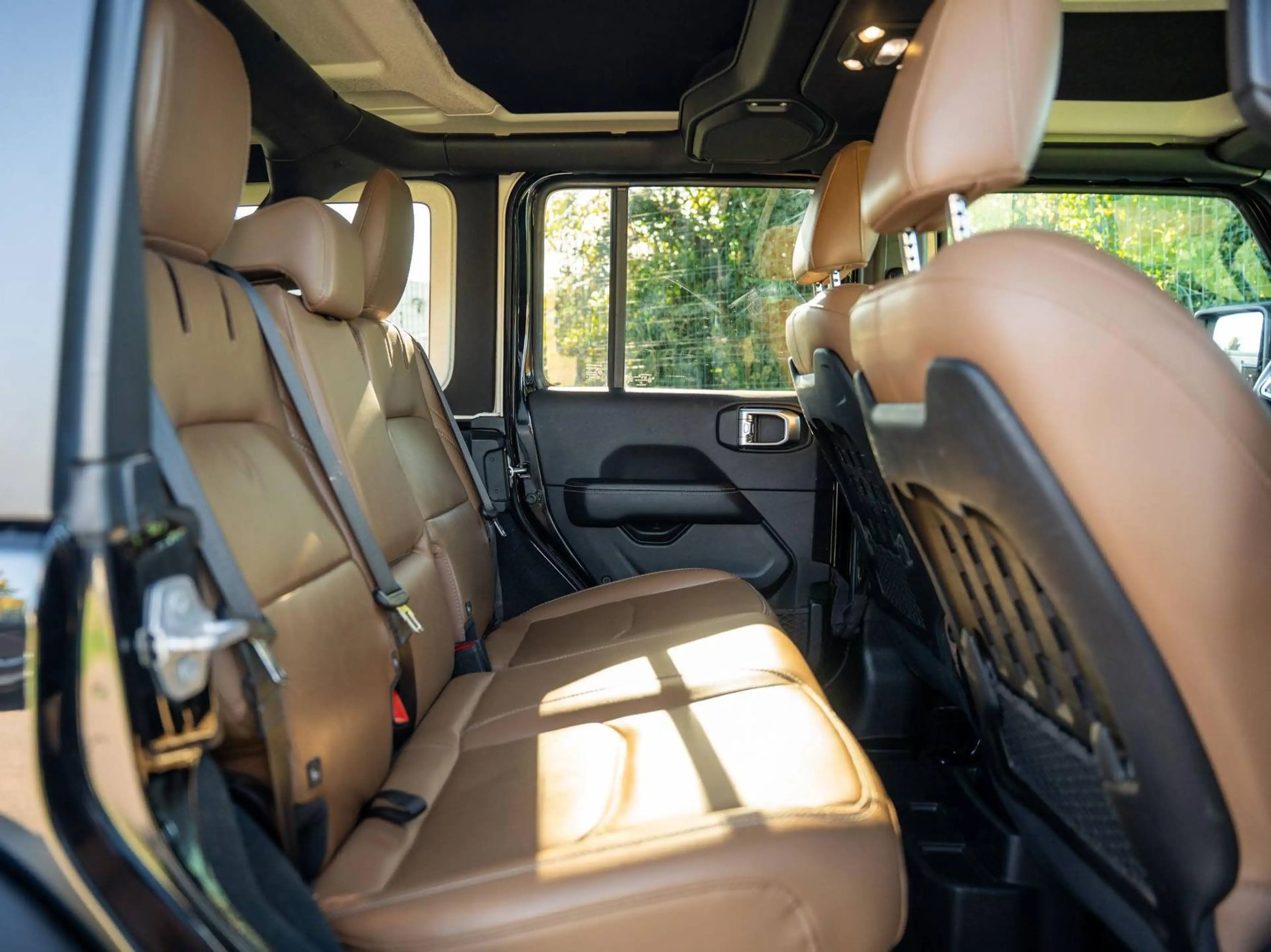 Jeep Wrangler PHEV Cabrio 2.0 Turbo 4xe Rubicon Plug-In Hybride — photo 15