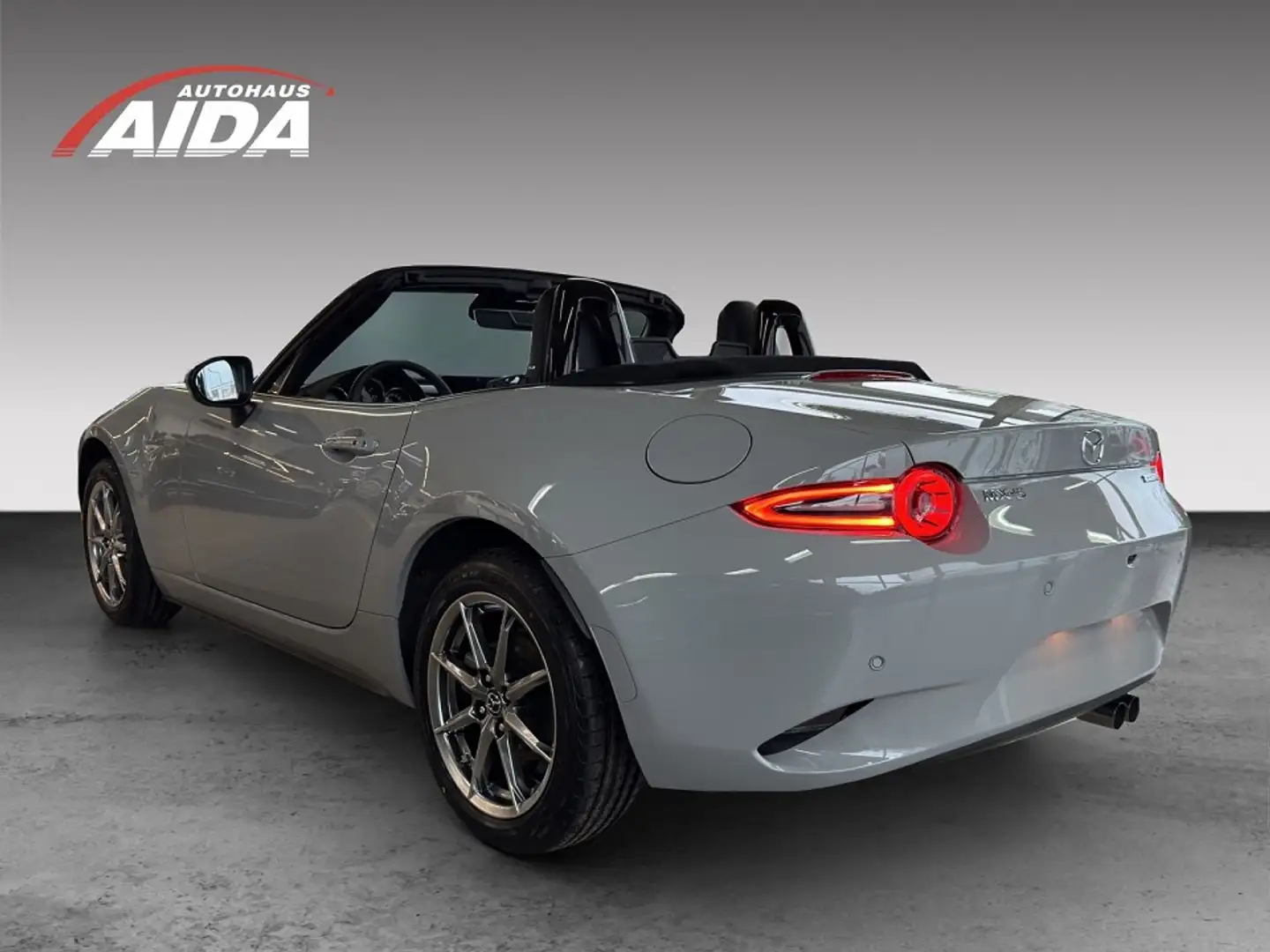 Mazda MX-5 1.5L SKYACTIV-G 132 RWD Exclusive-line Сірий - 2