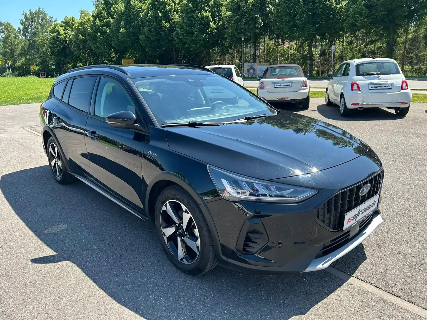 Ford Focus Turnier Active Panorama Mild-Hybrid Schwarz - 1