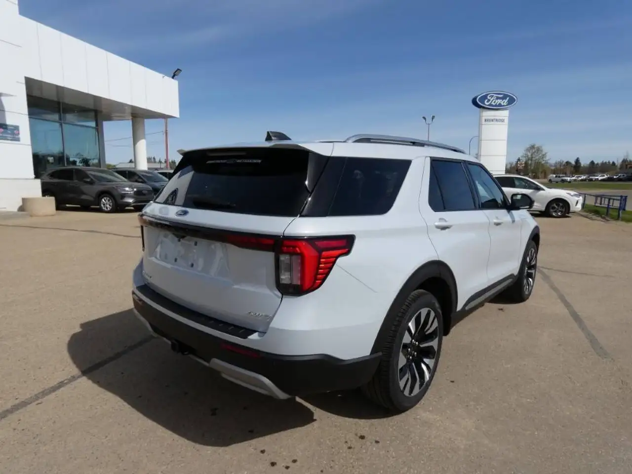 Ford Explorer photo Ford Explorer