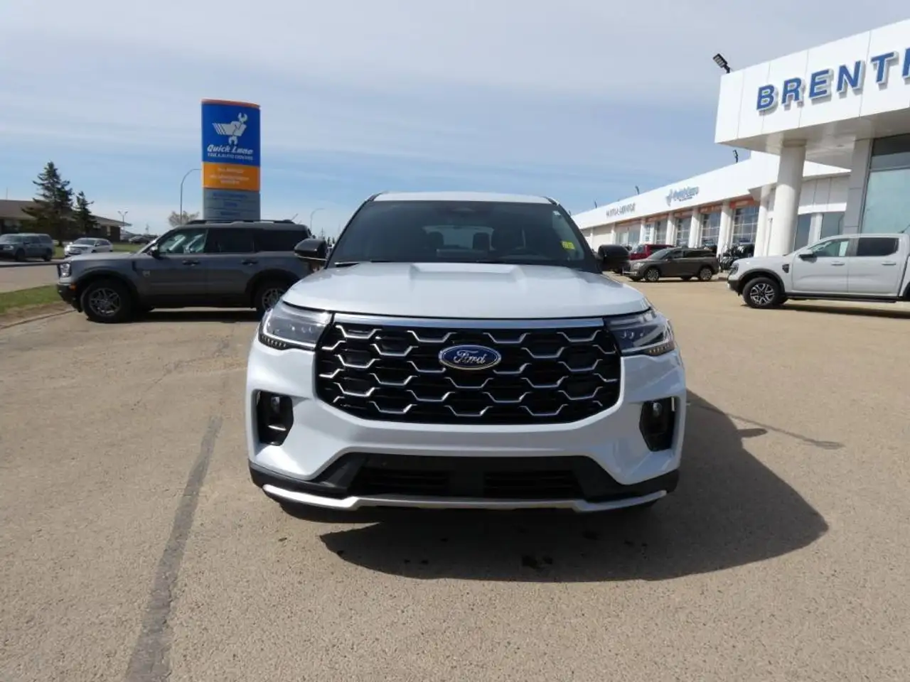 Ford Explorer photo Ford Explorer