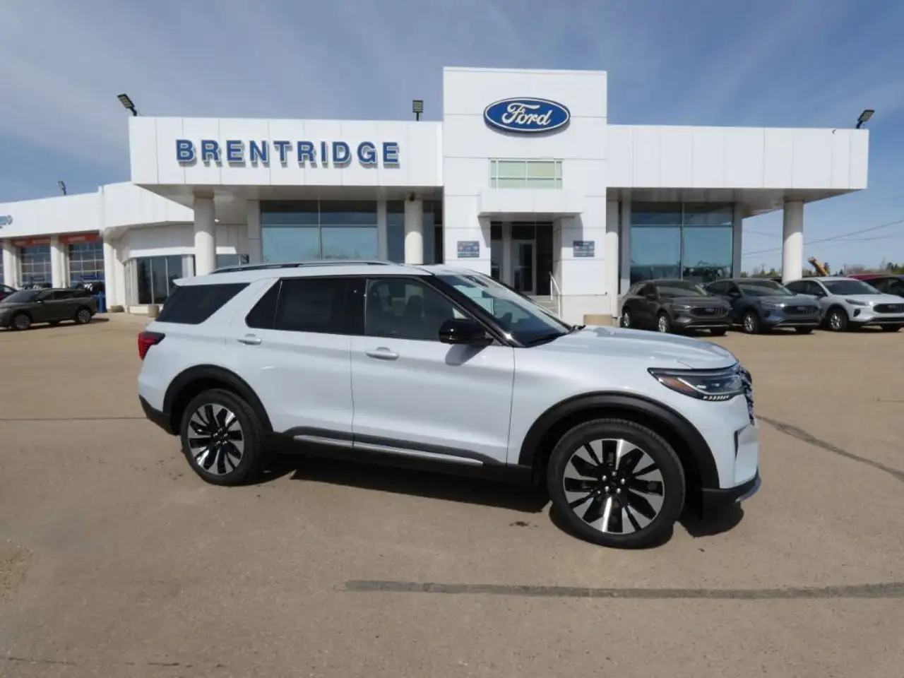 Ford Explorer photo Ford Explorer