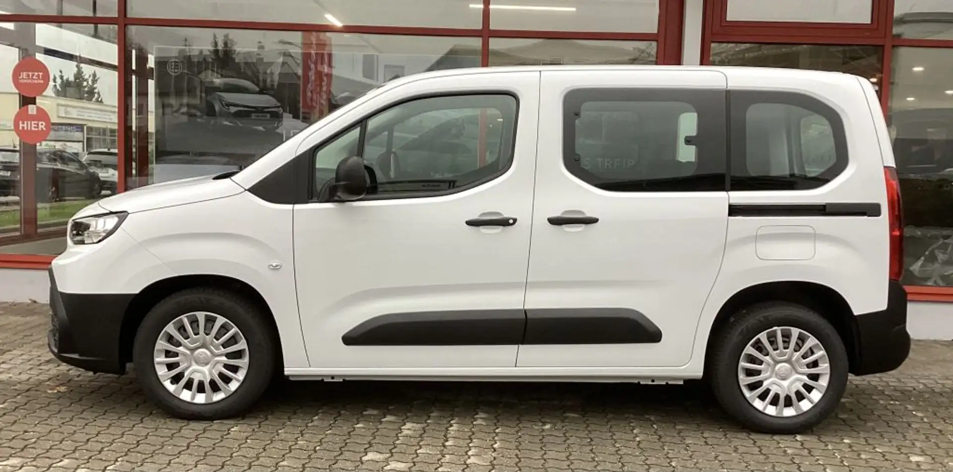 Toyota Proace City Verso 1.2 Turbo L1 Comfort Weiß - 2