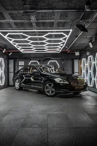 Mercedes-Benz S 500