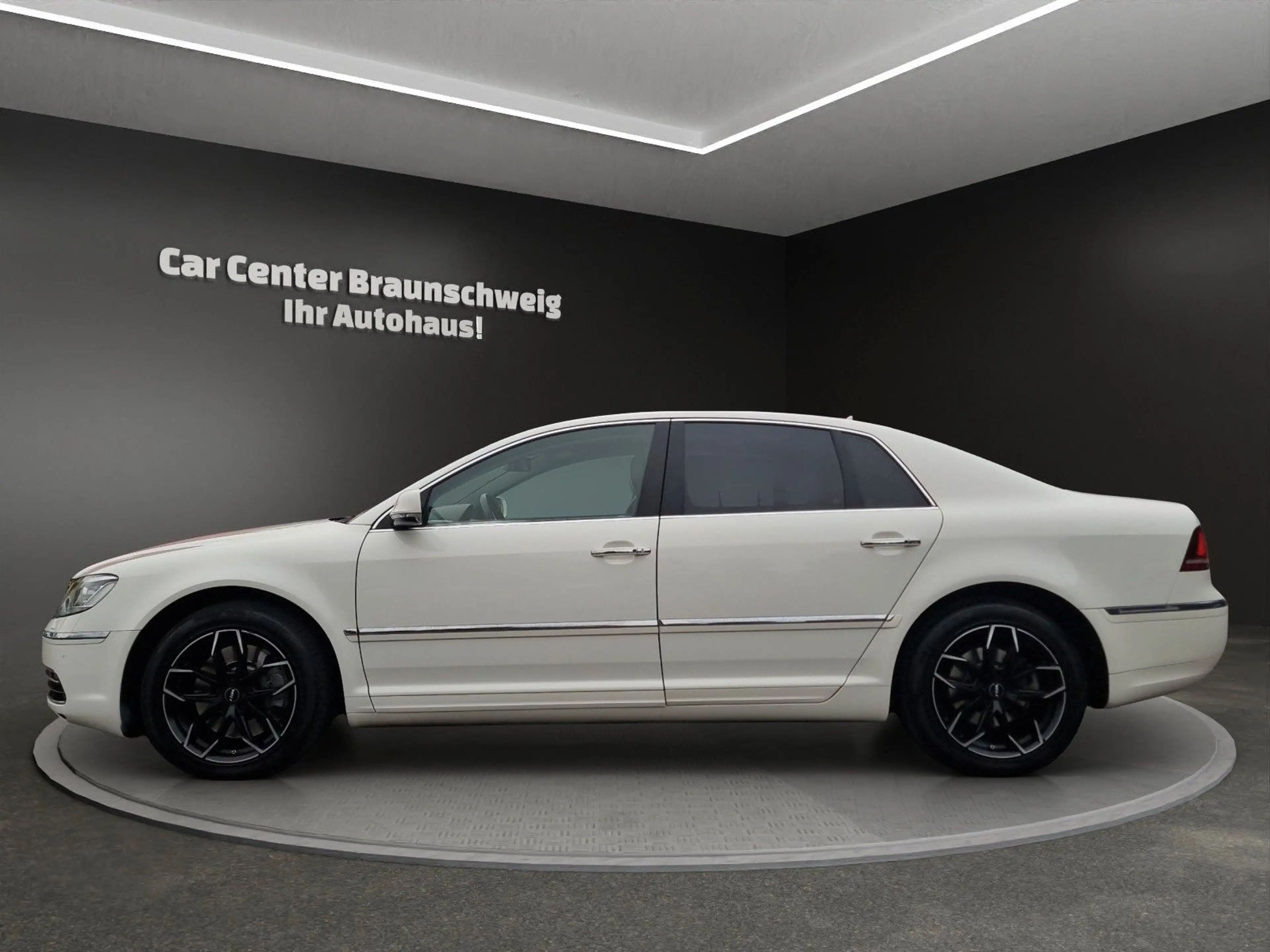 Volkswagen Phaeton 3.0 V6 TDI 4MOTION Tiptronic+AHK — photo 4