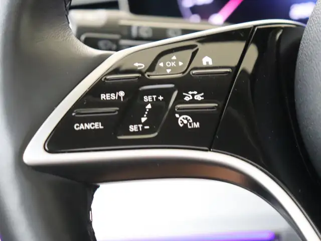 Mercedes-Benz GLE view 12