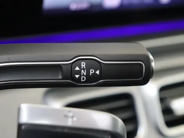 Mercedes-Benz GLE view 14