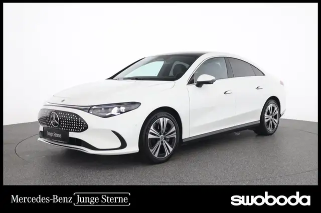 Mercedes-Benz CLA 250 + AHK Winterpaket Distronic
