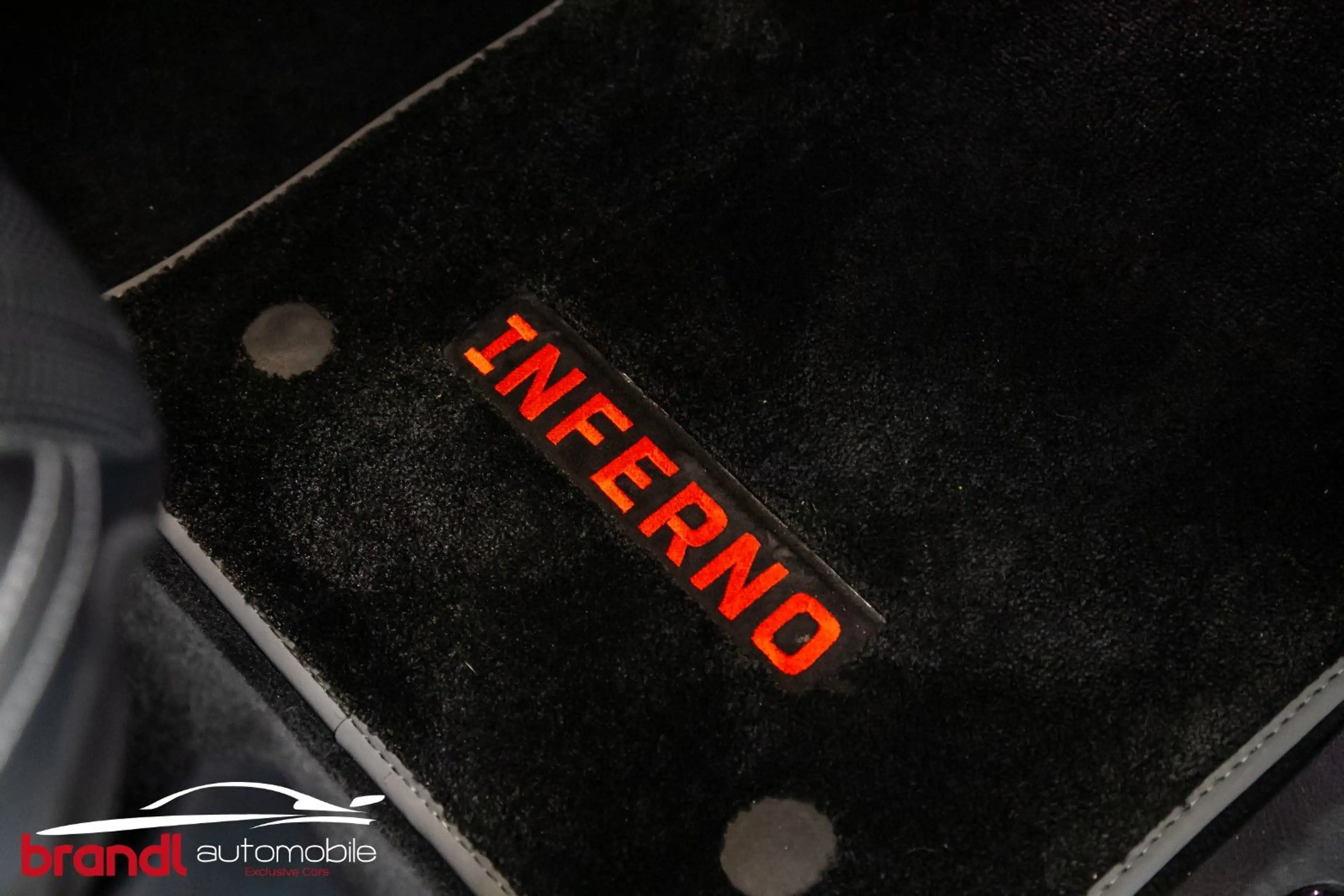 Mercedes-Benz G 63 AMG / DE / One of / Inferno / Carbonumbau / — photo 30