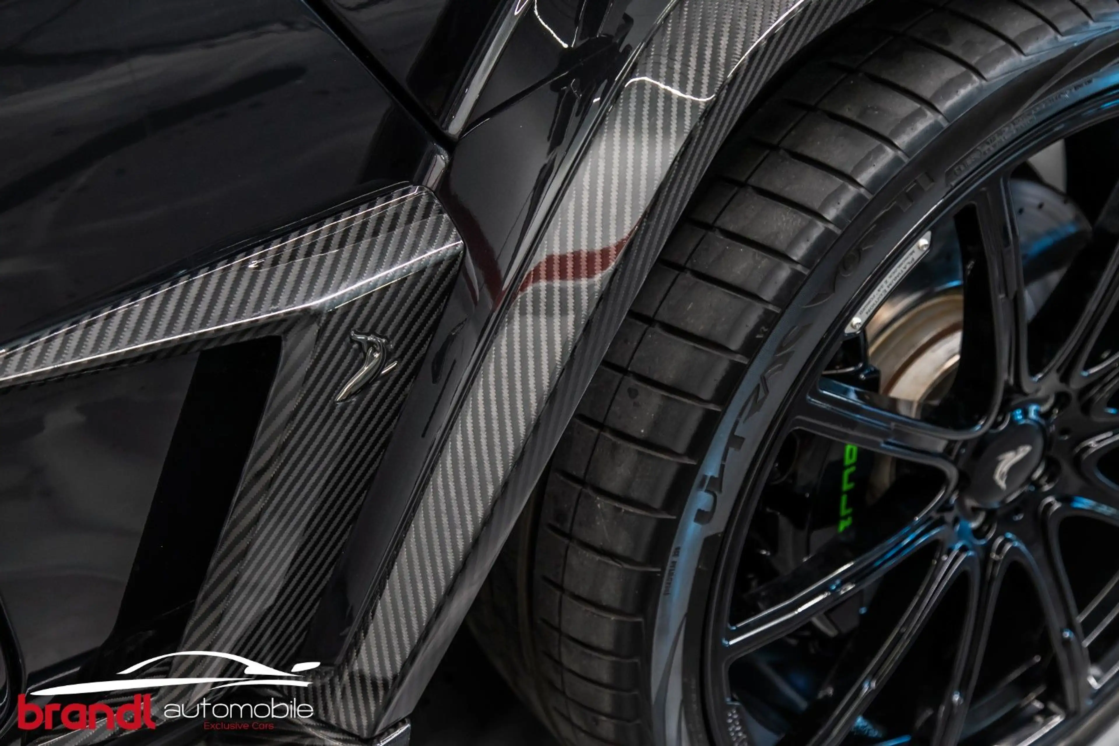 Mercedes-Benz G 63 AMG / DE / One of / Inferno / Carbonumbau / — photo 12