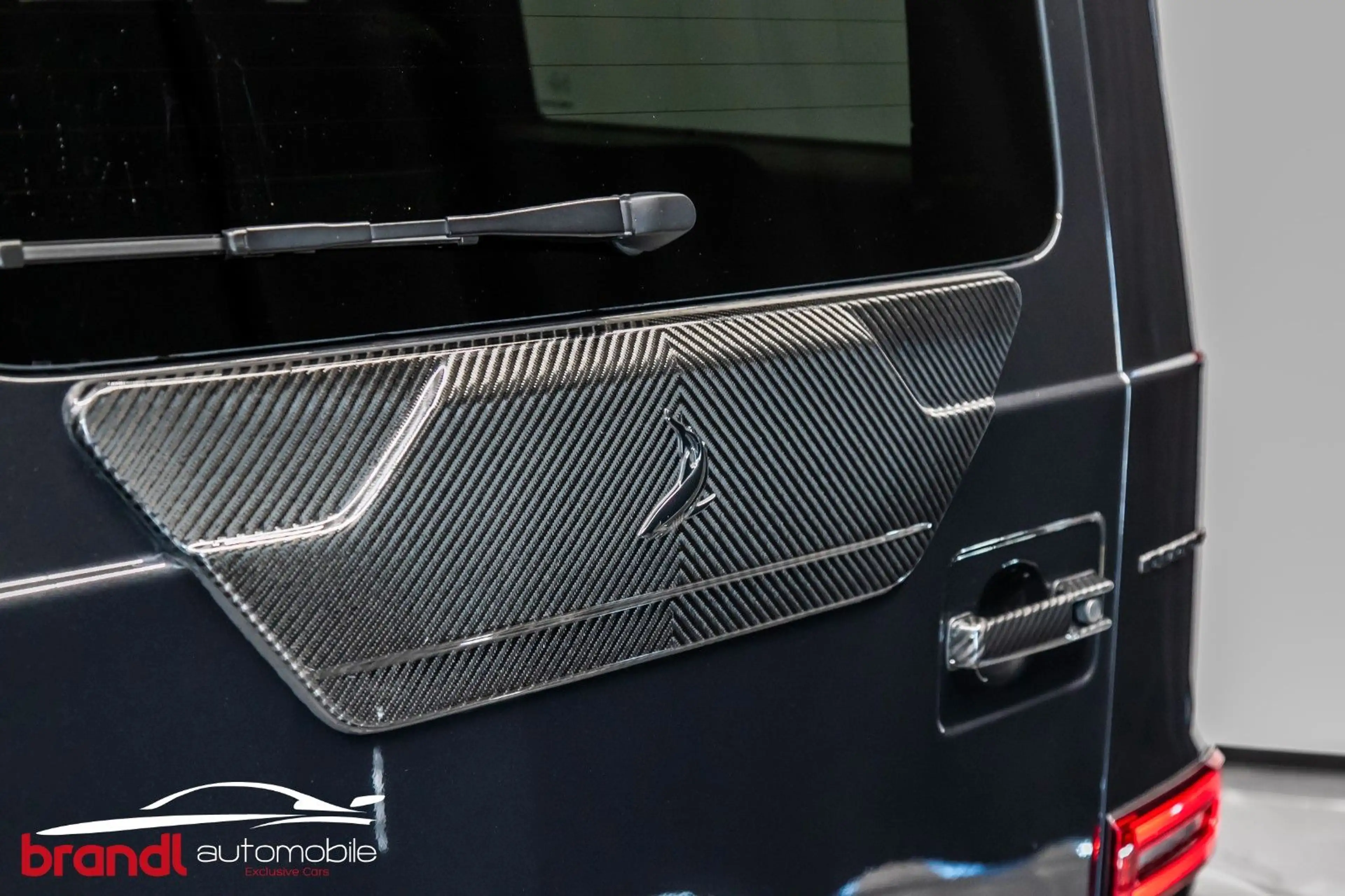 Mercedes-Benz G 63 AMG / DE / One of / Inferno / Carbonumbau / — photo 32