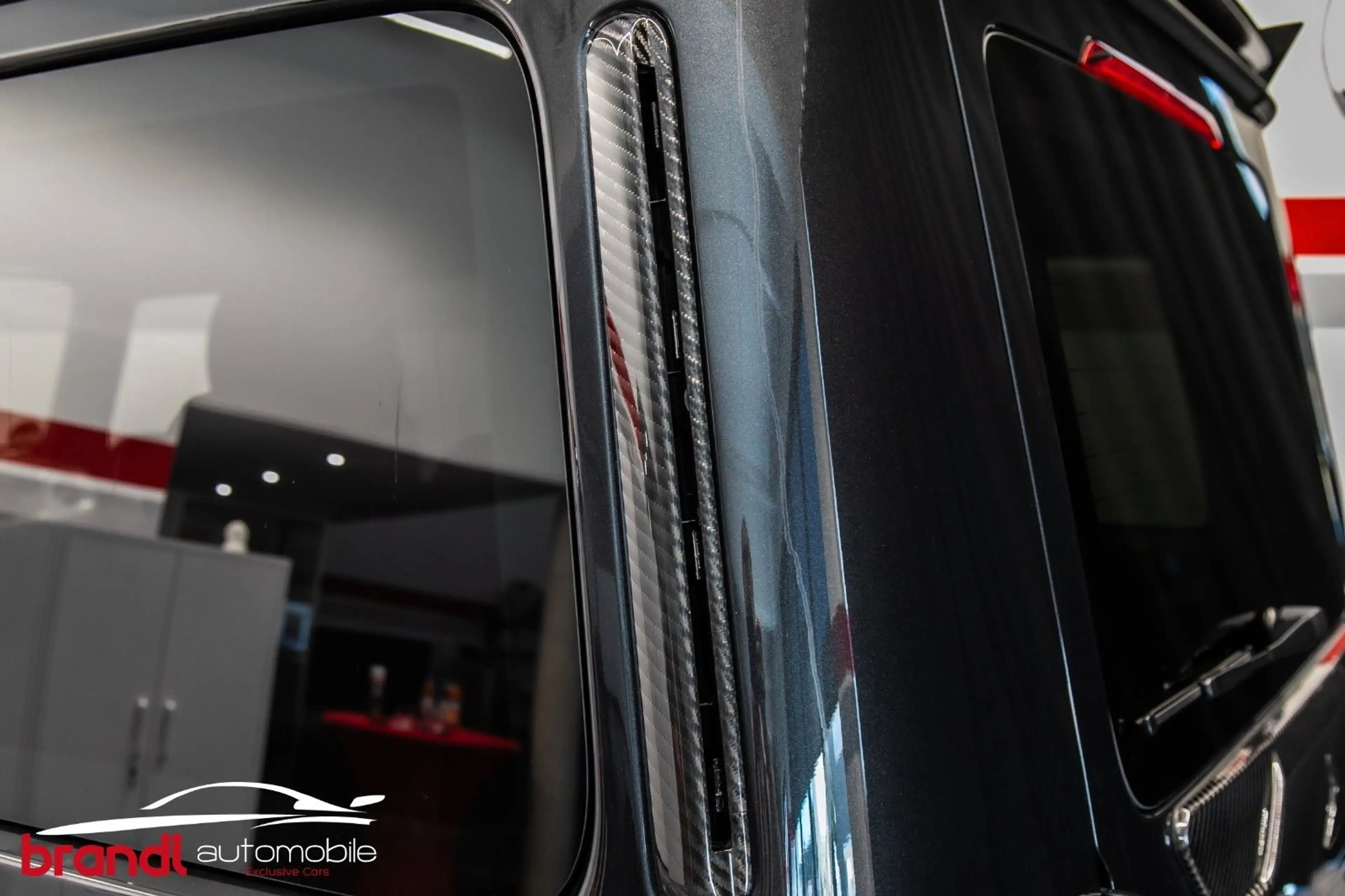 Mercedes-Benz G 63 AMG / DE / One of / Inferno / Carbonumbau / — photo 31