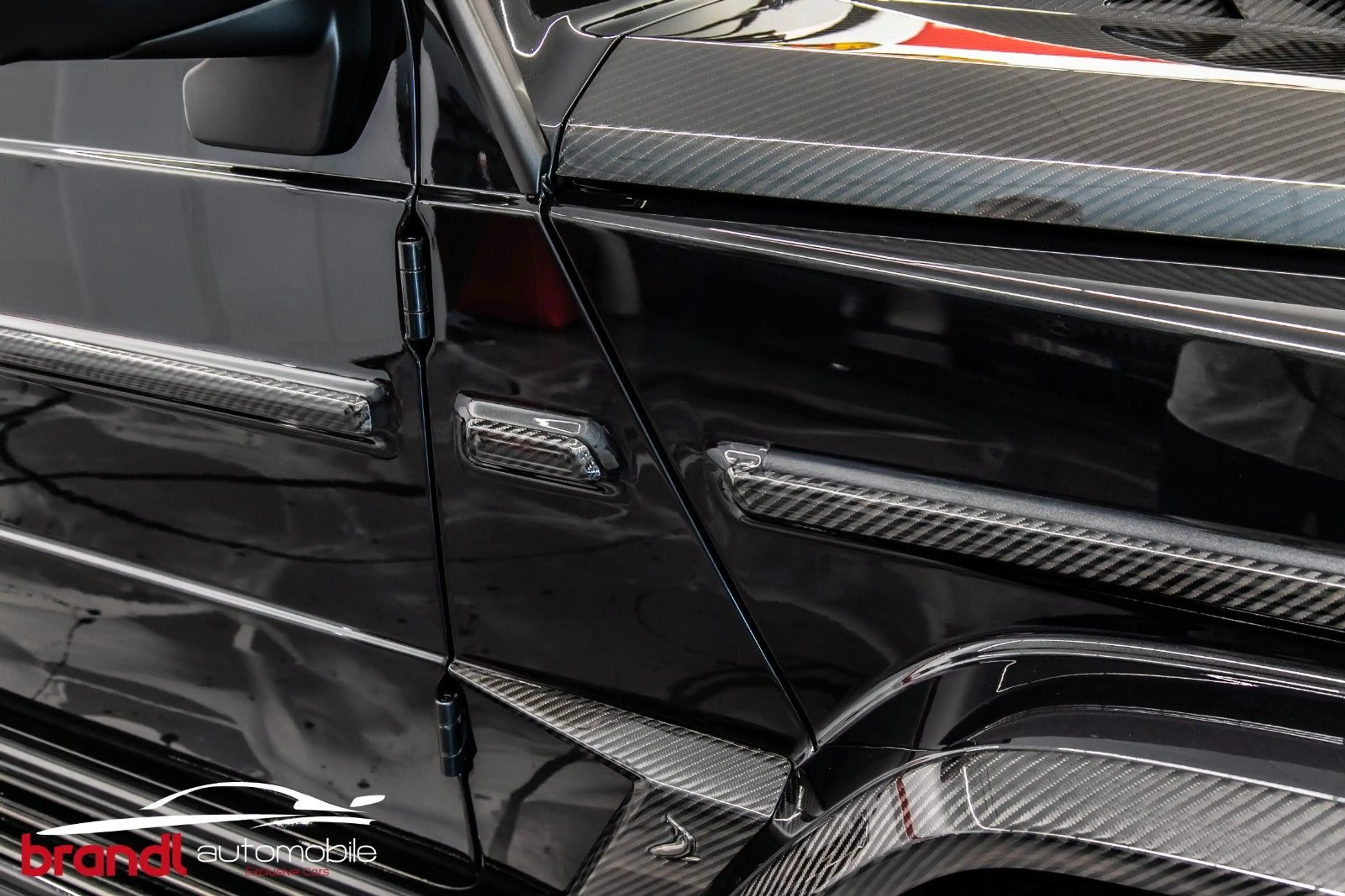 Mercedes-Benz G 63 AMG / DE / One of / Inferno / Carbonumbau / — photo 40