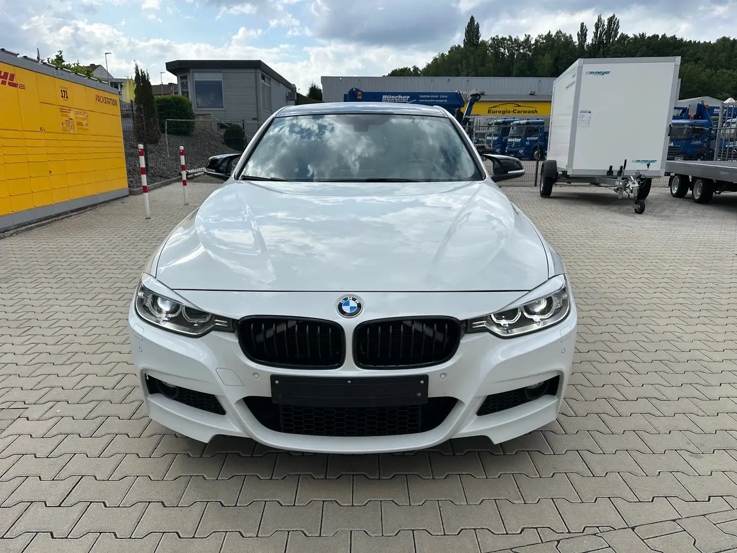 BMW 318 318 d M Sport Navi Xenon Euro 6 Blanc - 2