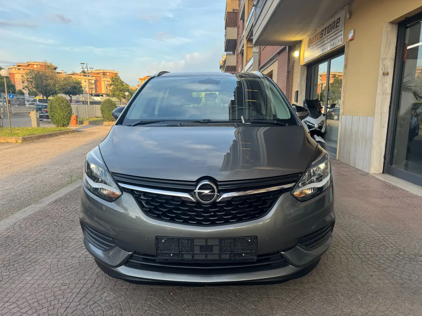 Opel Zafira 1.6 cdti InnovationS 7 POSTI UFFICIALE CASA MADRE Grigio - 2