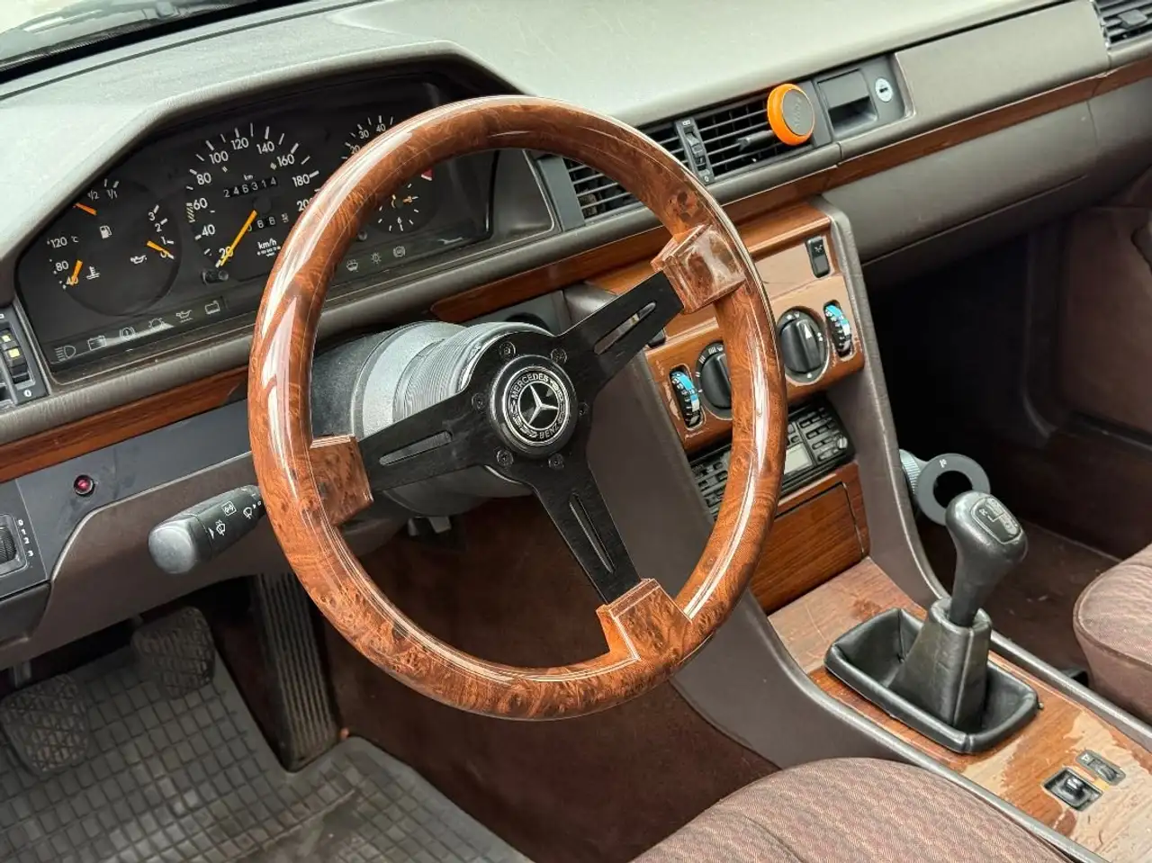 Mercedes-Benz E 200 E-Klasse, foto 6