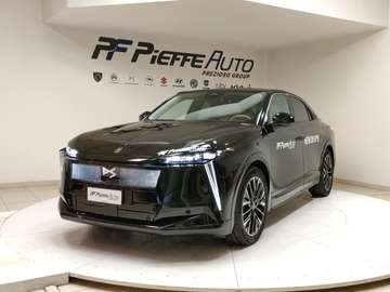 8 FWD Long Range 245 cv ÉTOILE