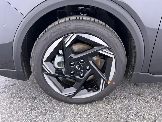 Kia K4 view 10