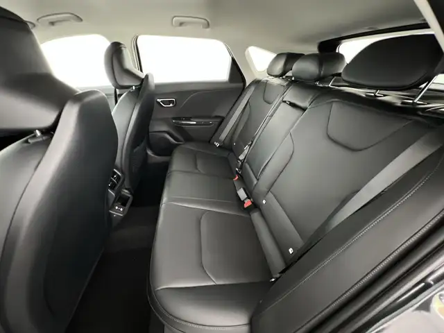 Kia K4 view 8