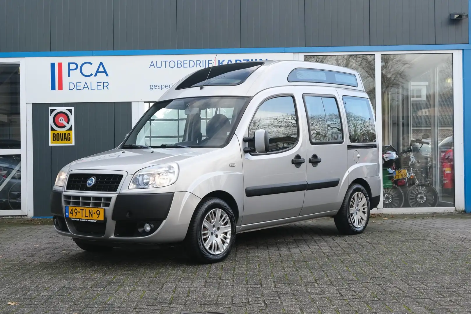 Fiat Doblo 1.9 JTD Dynamic Grau - 2