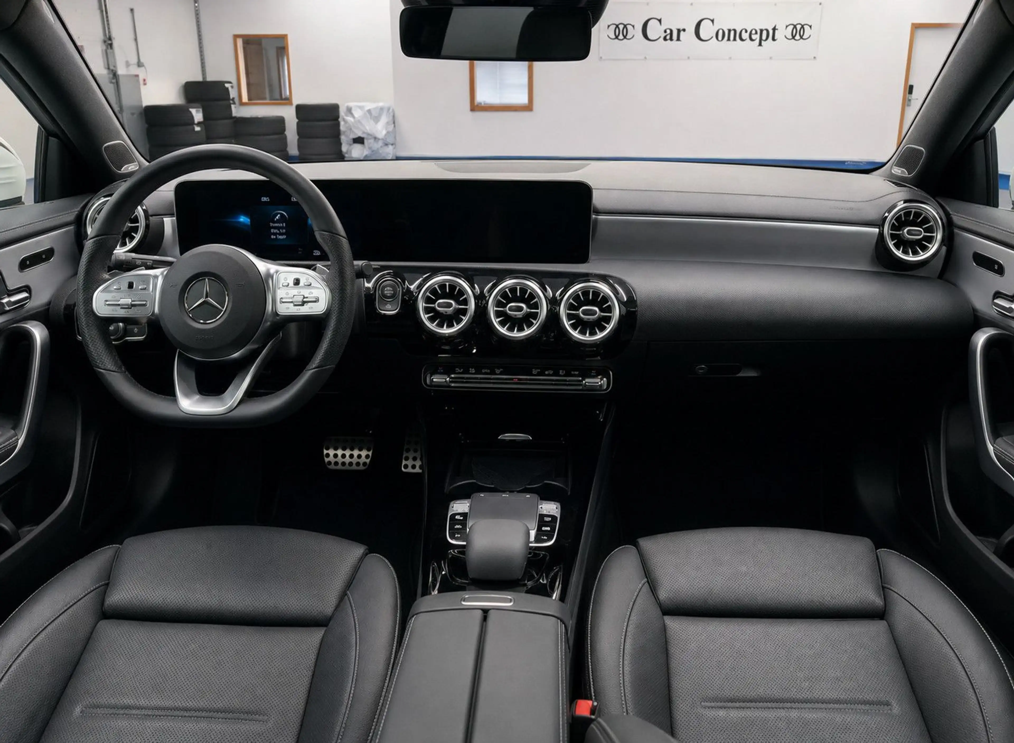 Mercedes-Benz A 250 DCT AMG Line Pano Sitzklima 360° Voll — photo 2
