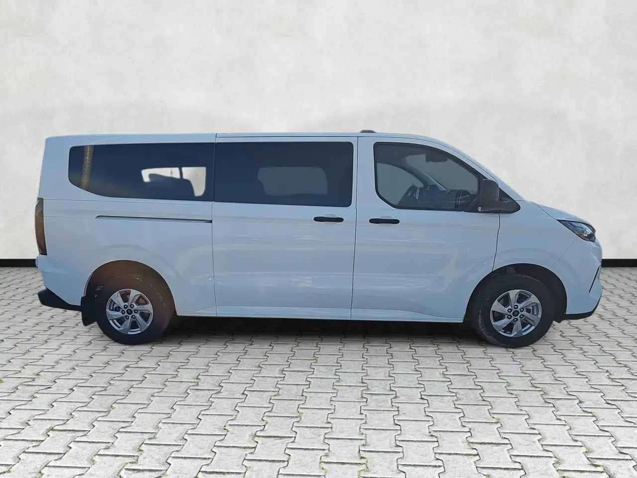 Ford Transit Custom L2 Combi 2.0 EB Trend 9 Sitzer 9