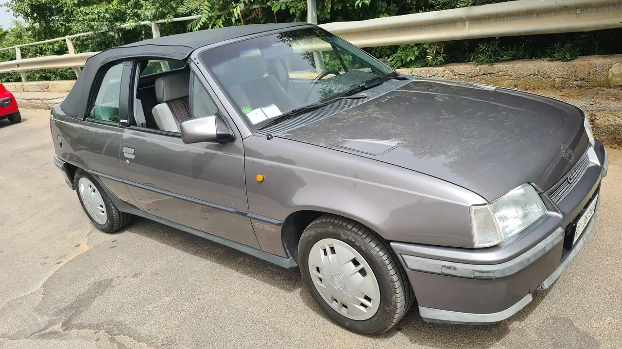 Opel Kadett Cabrio 2.0i GSI, foto 9