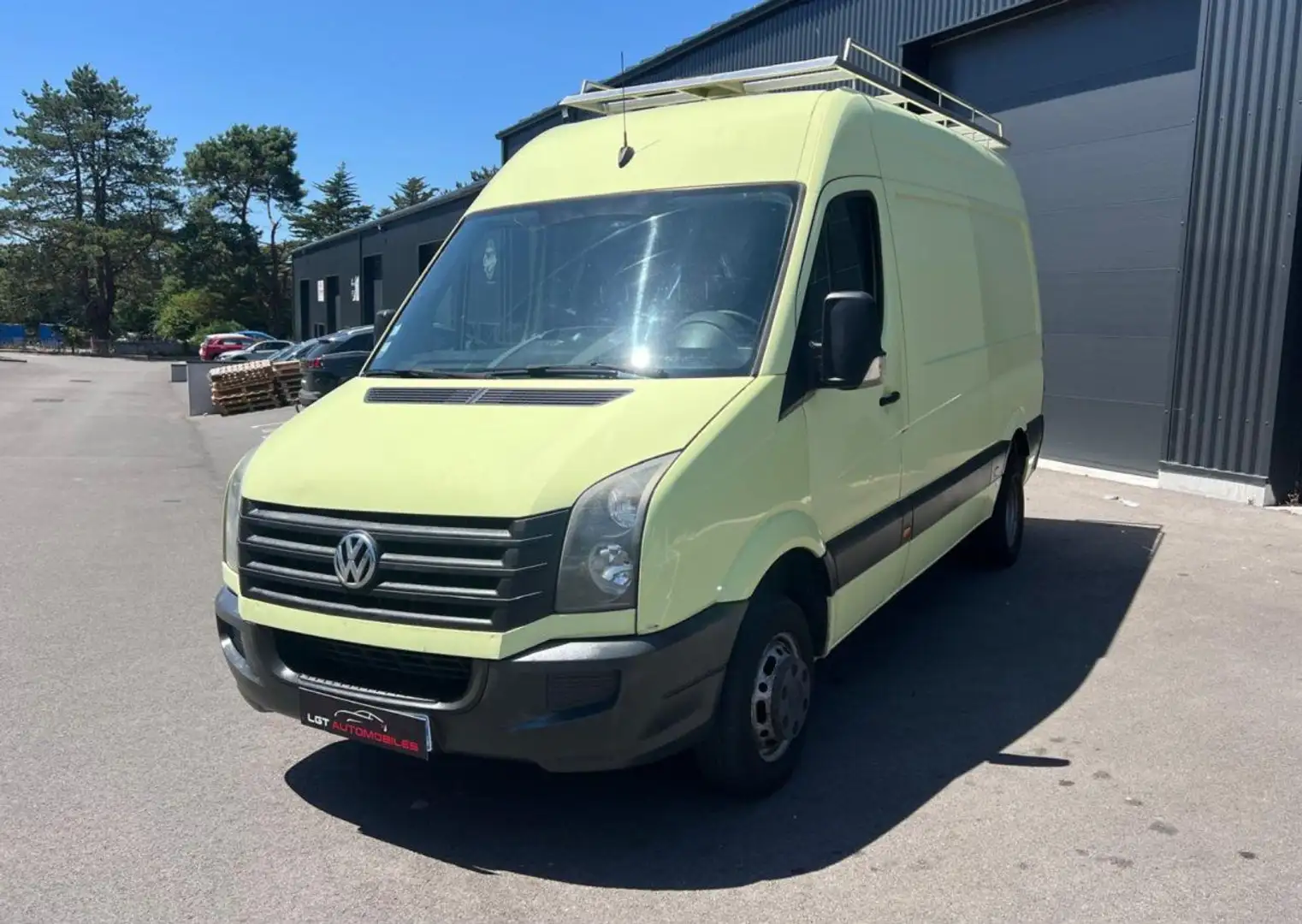 Volkswagen Crafter 2.0 TDI 143CH L2 H2 Verde - 2