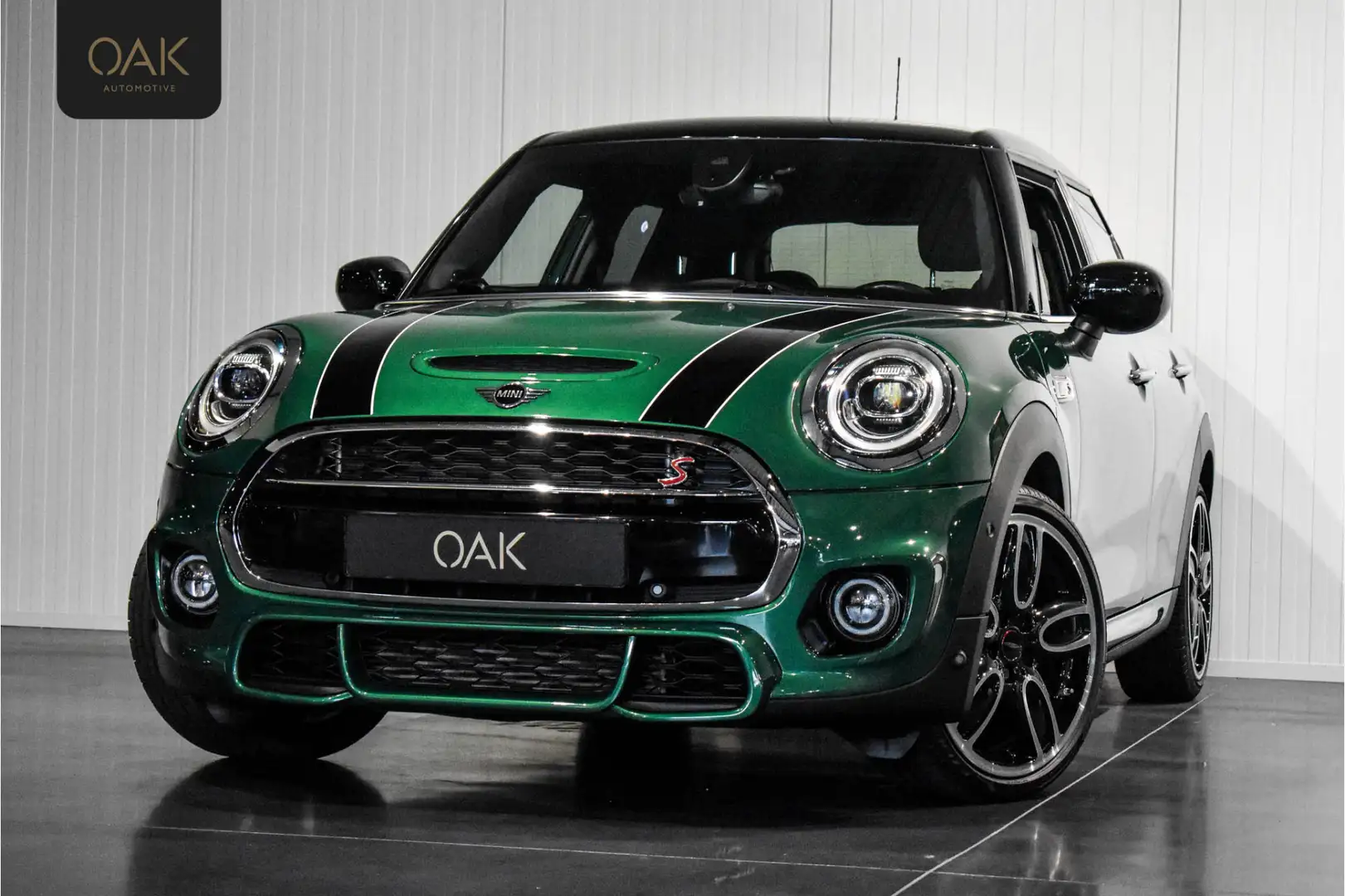 MINI John Cooper Works Mini 2.0 S Aut. | JCW-Trim | Navigatie | Lounge Le Groen - 1