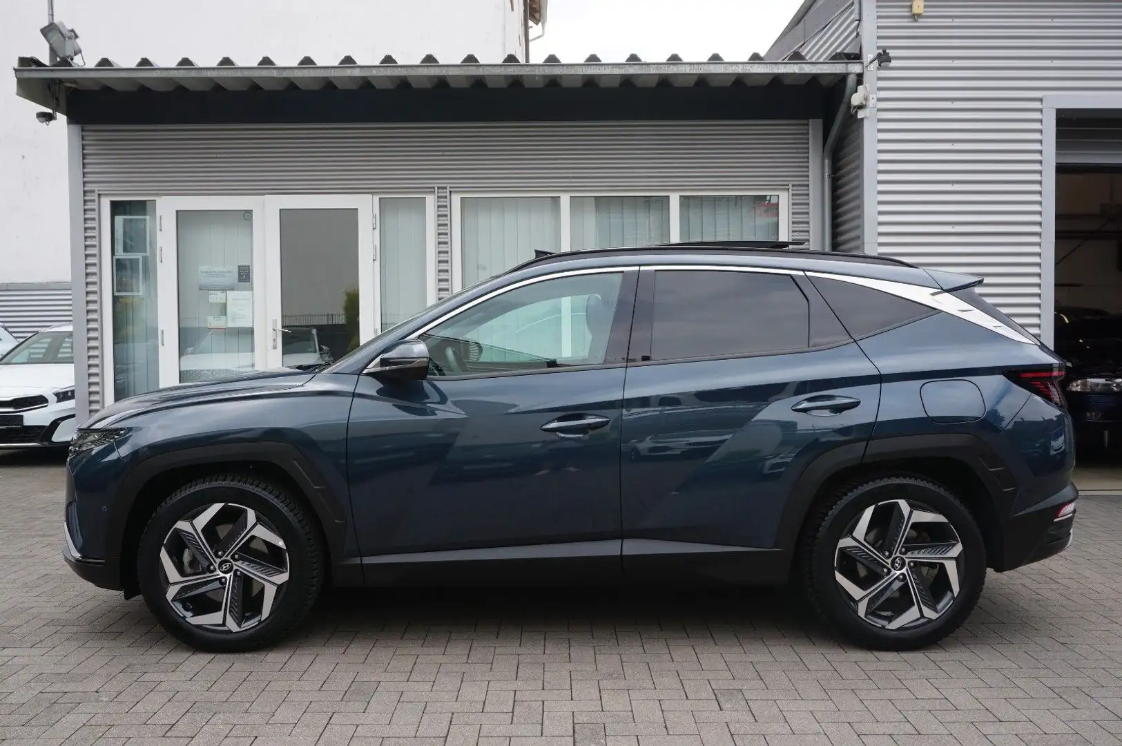 Hyundai TUCSON Prime Plug-In 4WD Pano ASD 360° KRELL ACC Blauw - 2