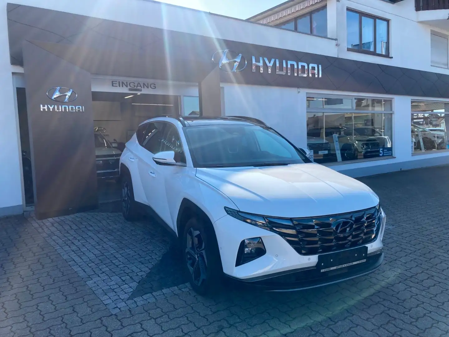 Hyundai TUCSON PHEV 1.6 T-GDi Prime Plug-In Hybrid 4WD Blanc - 1