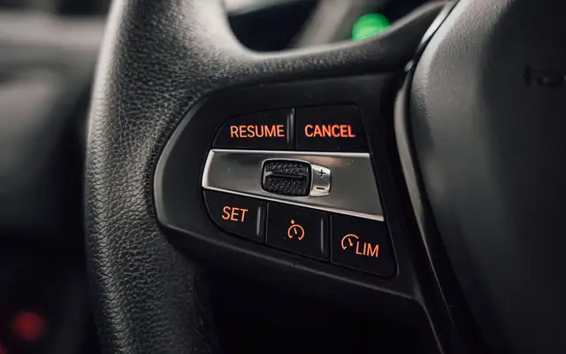 BMW 1 Series view 15
