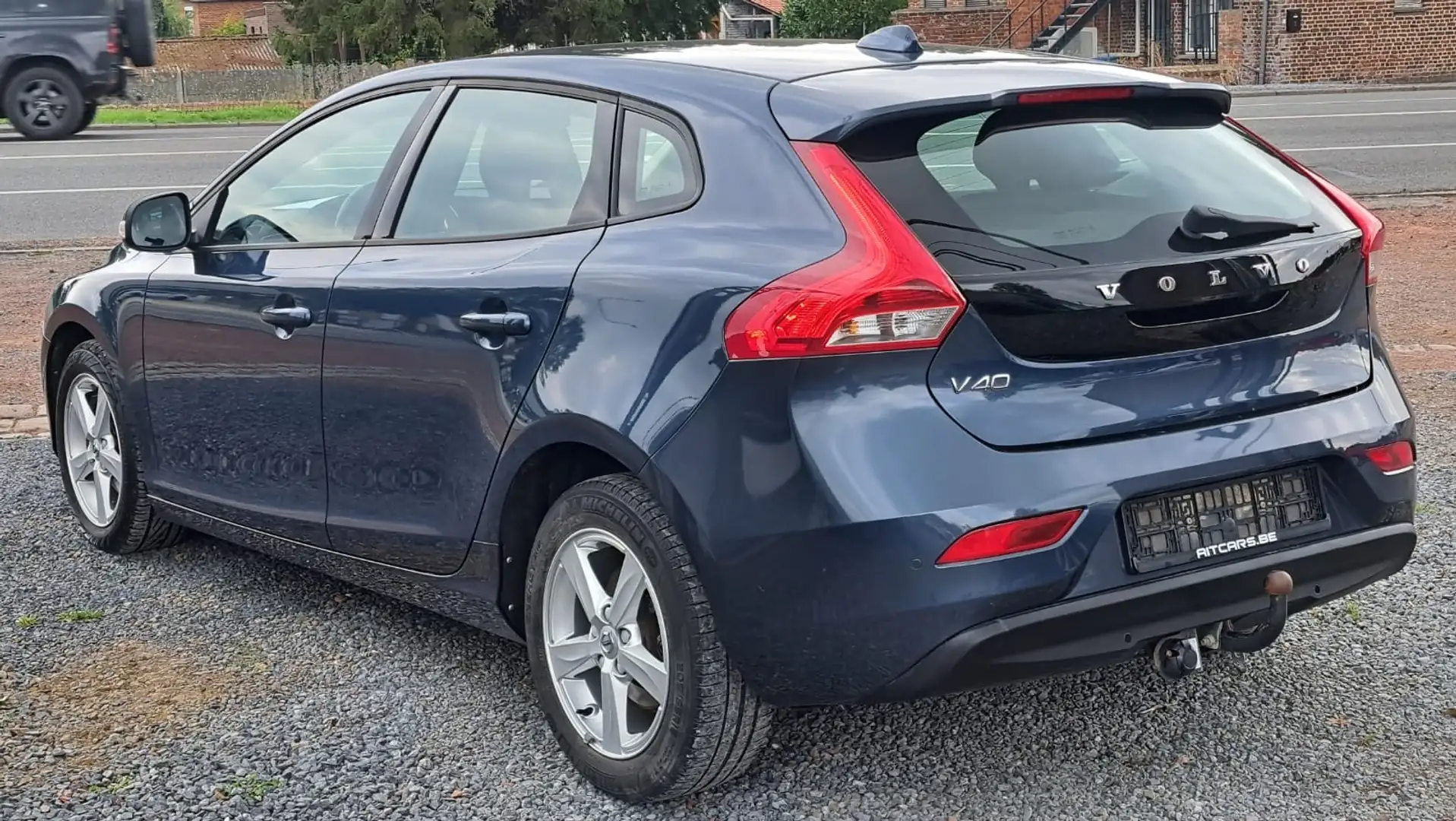 Volvo V40 V40 D2 Kinetic Noir - 2
