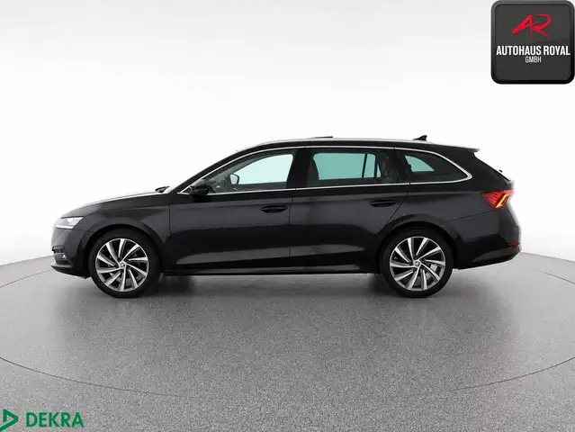 Skoda Octavia view 2