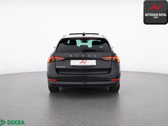 Skoda Octavia view 4