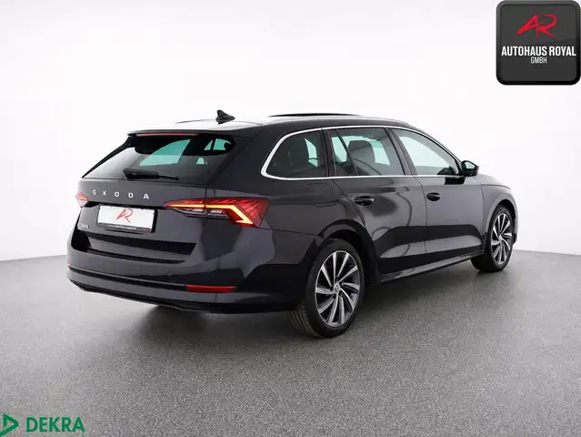 Skoda Octavia view 5