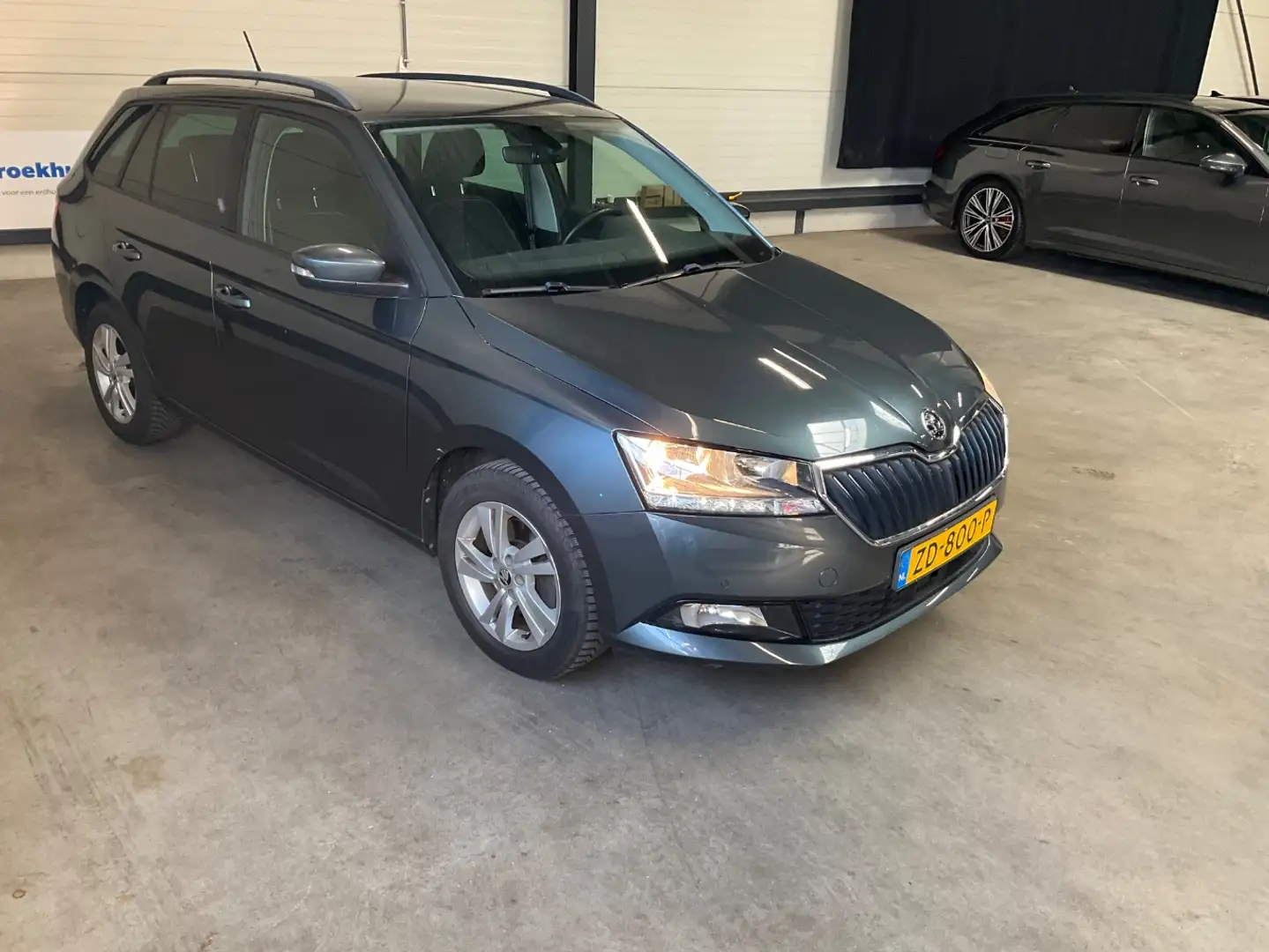 Skoda Fabia Combi 1.0 TSI Style | Achteruitrijcamera | Airco ( Gris - 2