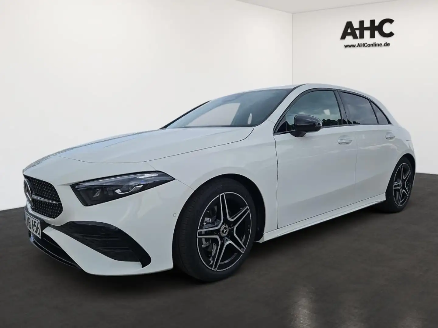 Mercedes-Benz A 200 +AMG+NIGHT+AHK+DIGITAL+SOUND+WINTER-PAKET+ Weiß - 1