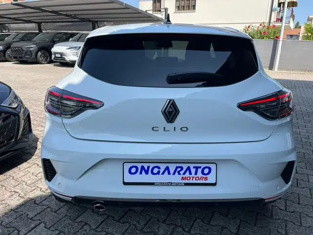 Renault Clio view 6