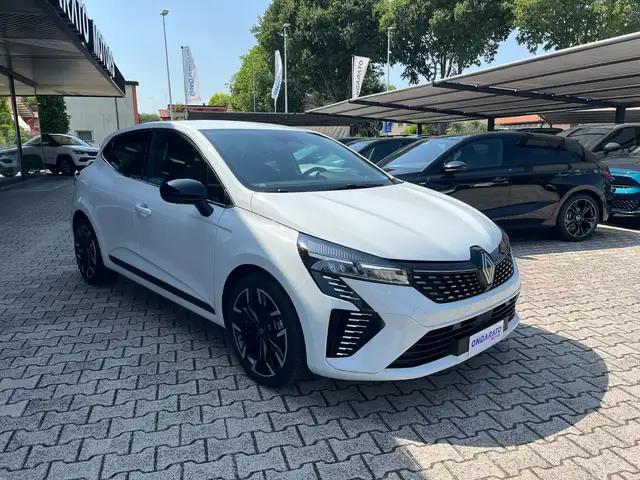 Renault Clio view 3