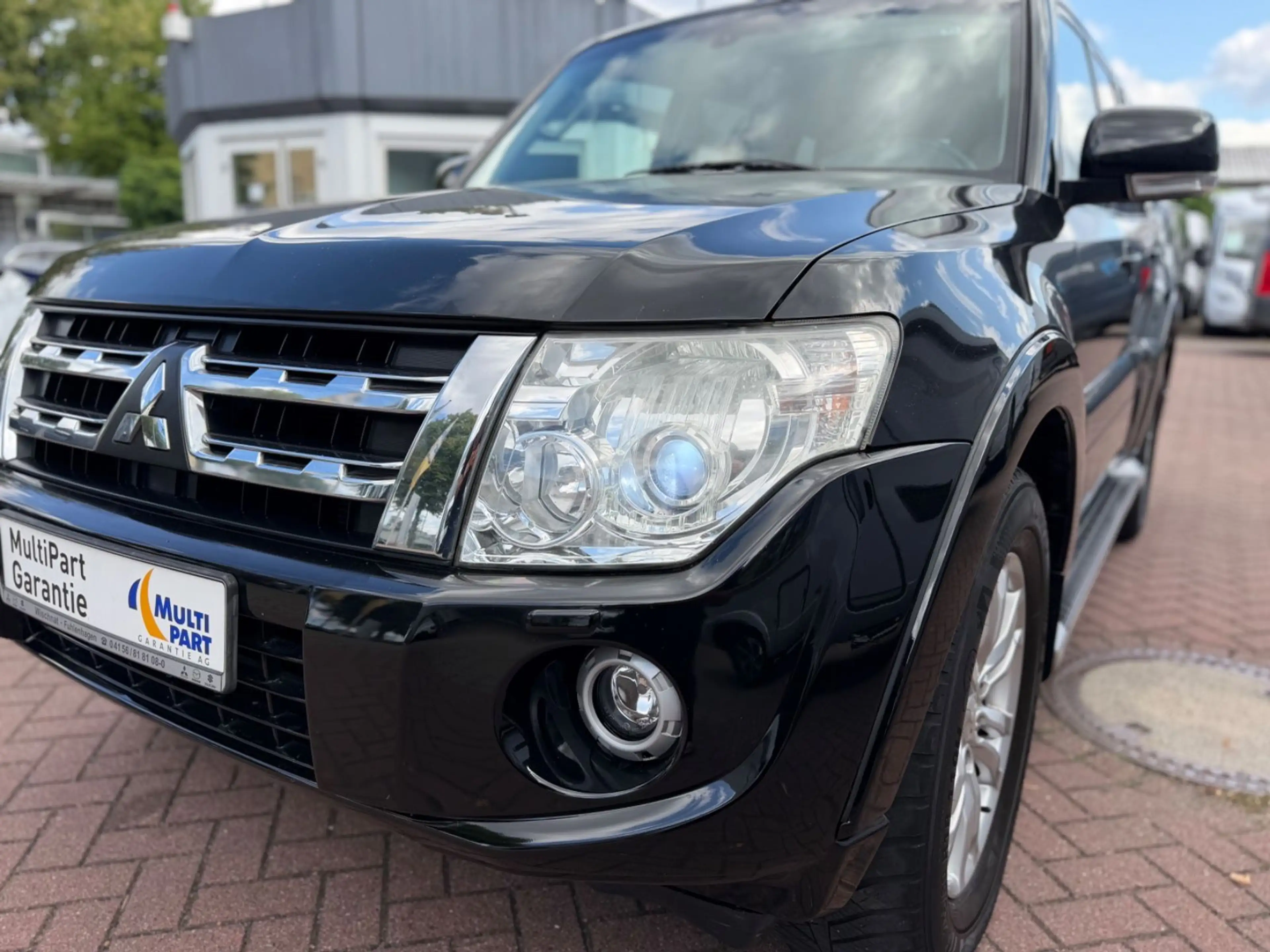 Mitsubishi Pajero 3,2 DI-D 4WD Instyle VOLL 7SITZE XEN PANO — photo 4