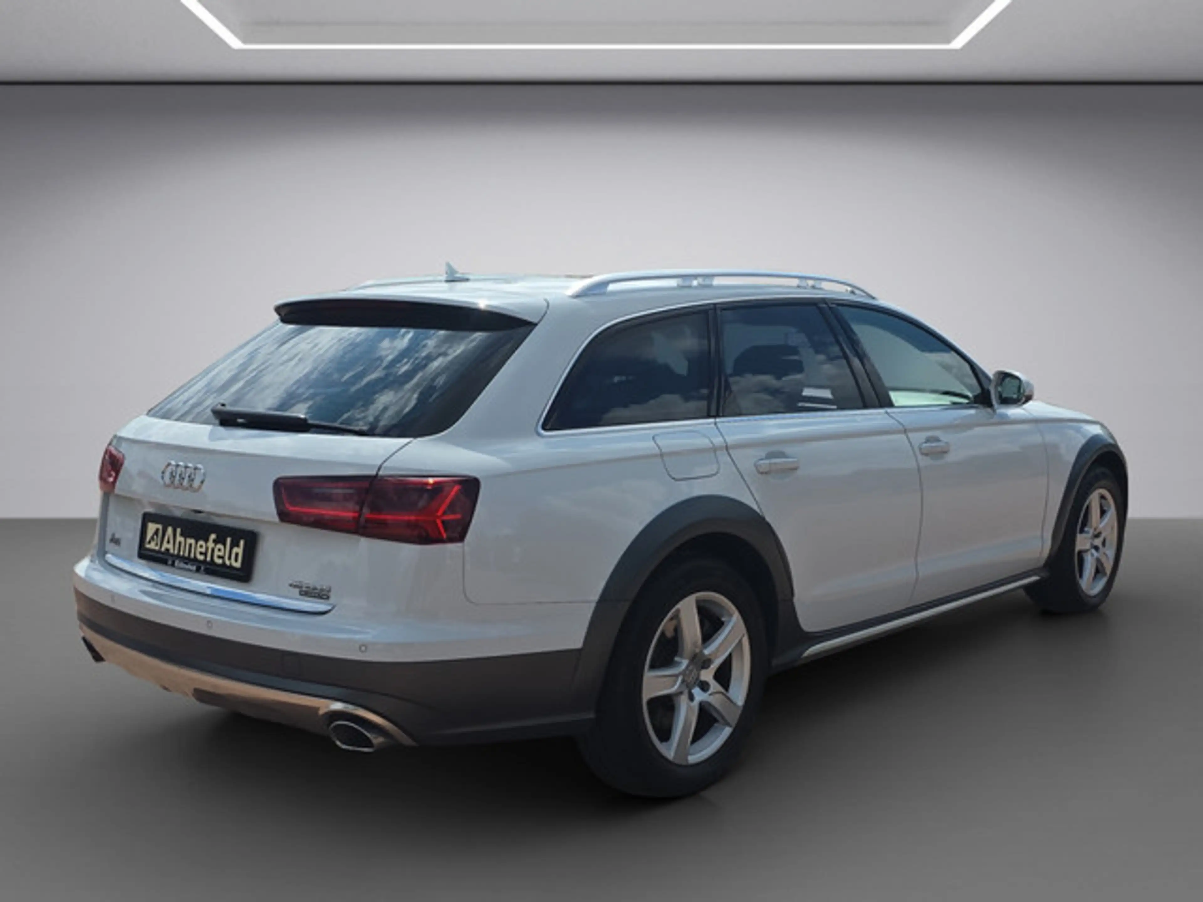 Audi A6 allroad 3.0 TDI — photo 7
