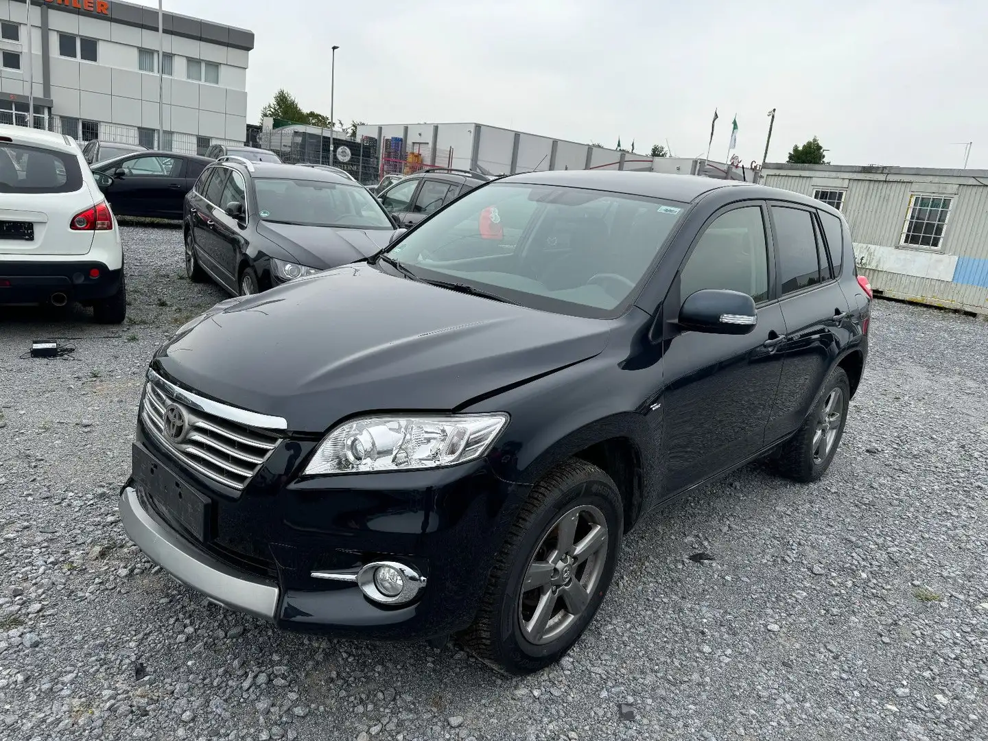 Toyota RAV 4 RAV4 Travel Schwarz - 1