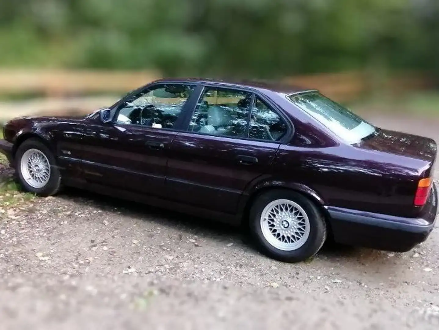 BMW 530 530i+V8 Red - 2