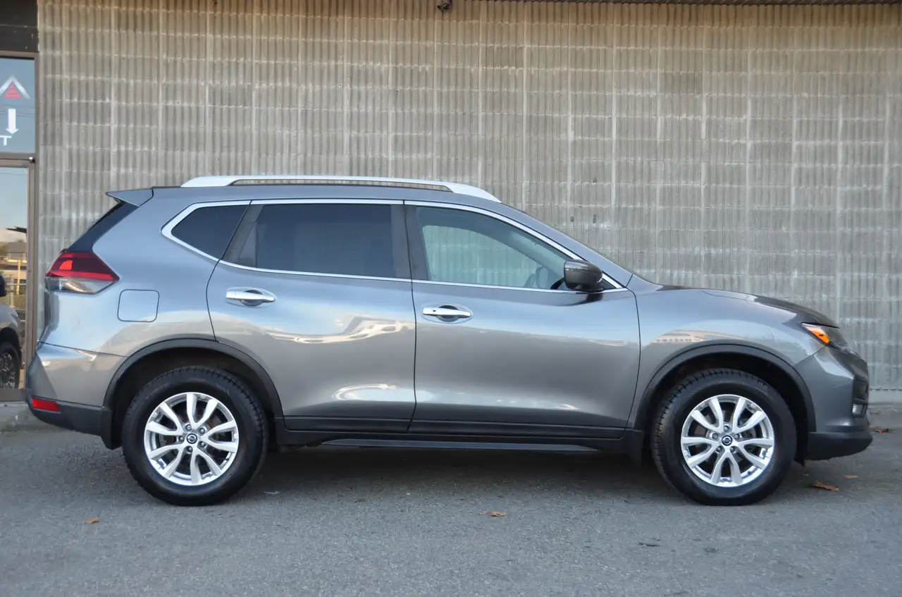 Nissan Rogue снимка Nissan Rogue